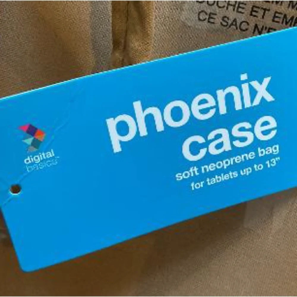 Digital Basics Phoenix Carry Case for Tablets NWT